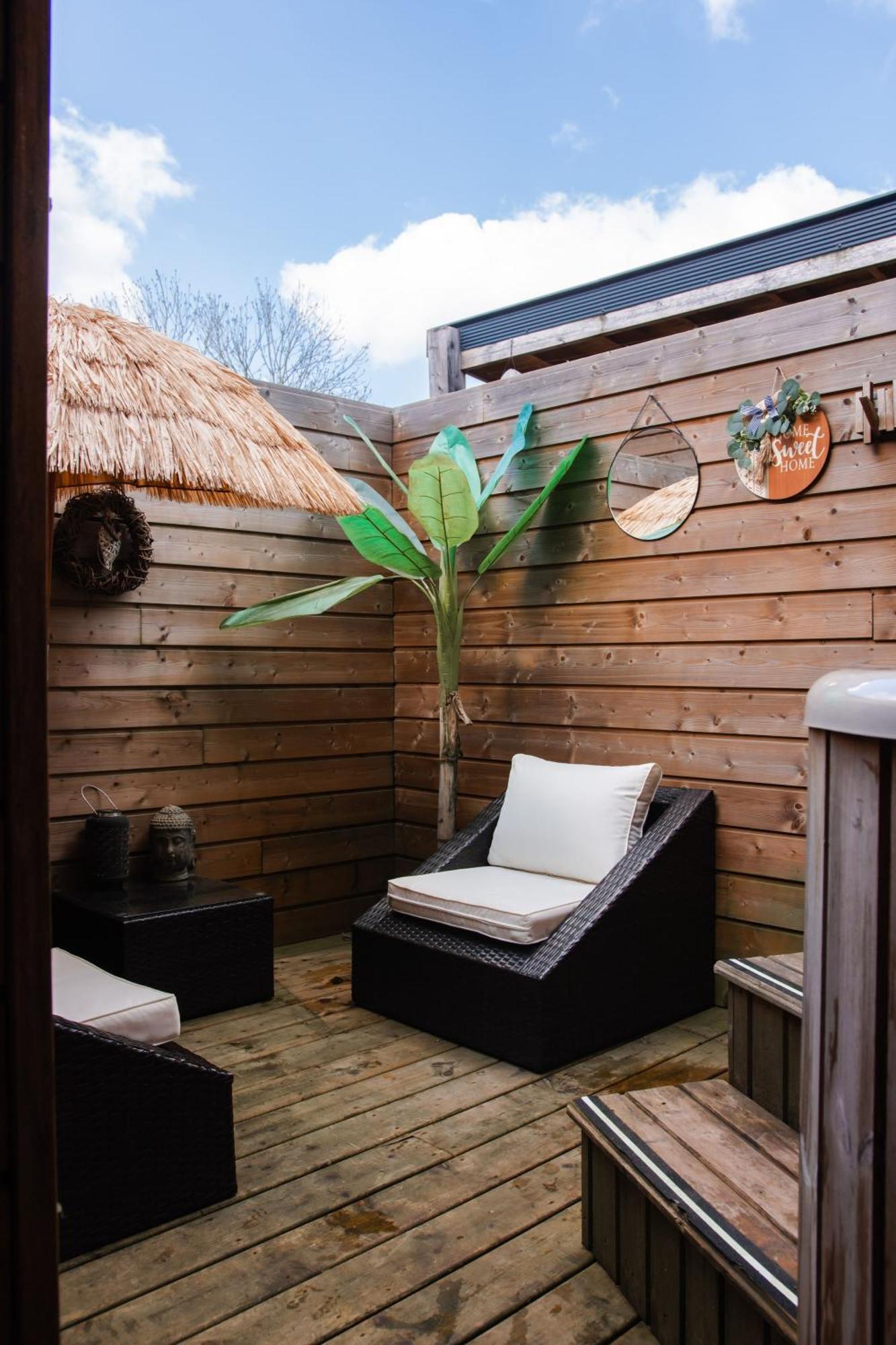 Maison D'Hote Les Notes Endormies Suite Le Refuge 월코트 외부 사진